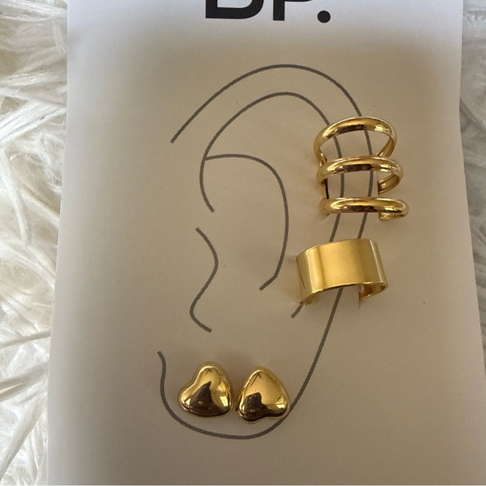 BP Gold Ear Cuff and Heart Earrings Set